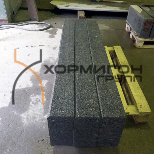 Гранитный камень бортовой ГП-1