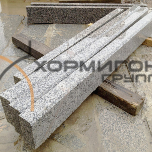 Гранитный камень бортовой ГП-2